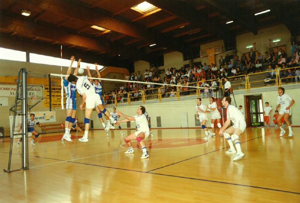 1992-93 gioco