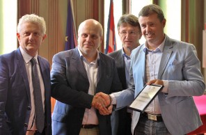 Riconoscimento del Sindaco Marello alla PallavoloAlba